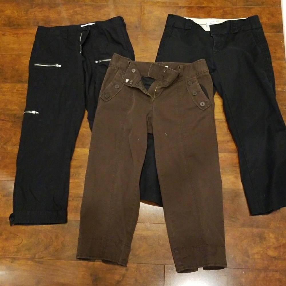 Various brand capris ---3 pair in bunndle